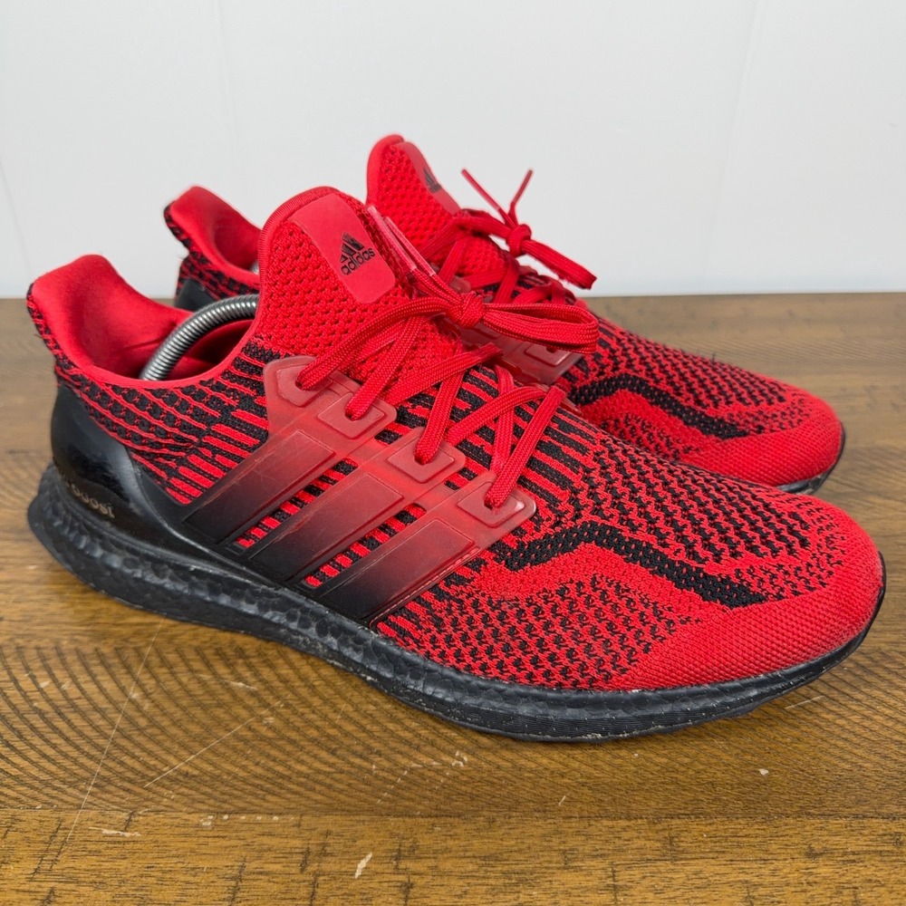 Adidas UltraBoost Shoes Mens 12‎ Red Black 5.0 DNA Scarlet Gradient Sneakers